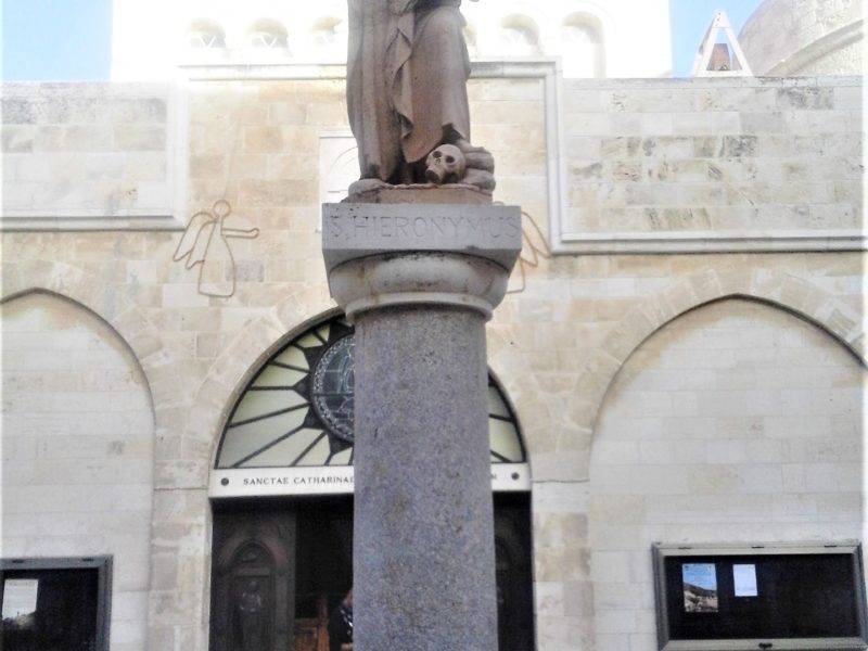 Betlejem (Statua św. Hieronymusa)